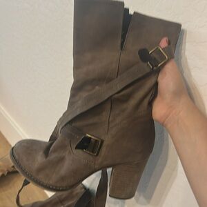 Aldo light brown Nubuck leather strappy‎ heeled boot women’s 10.5 casual neutral